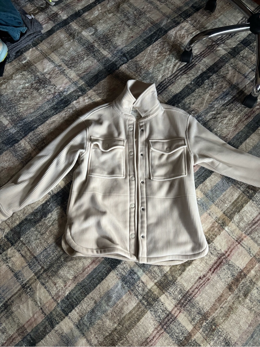 Abercrombie & Fitch Cream Ribbed Snap-Front Shacket